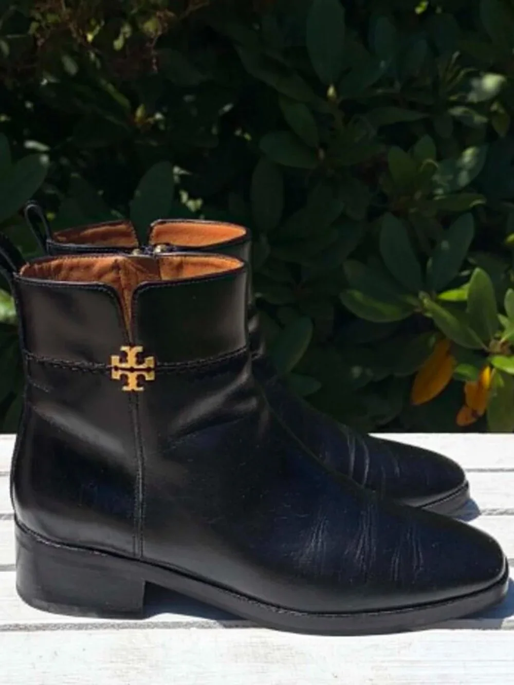 Tory Burch good square